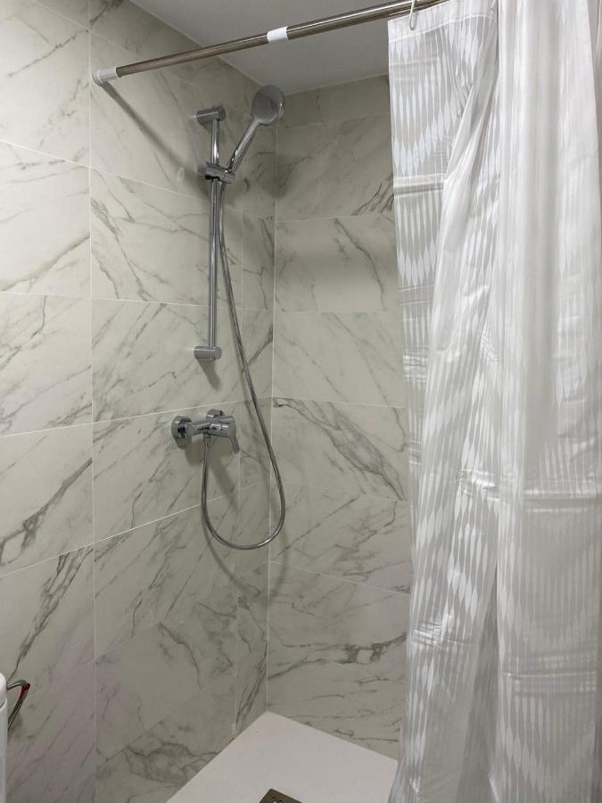 شقة Aluche Aparment C مدريد المظهر الخارجي الصورة